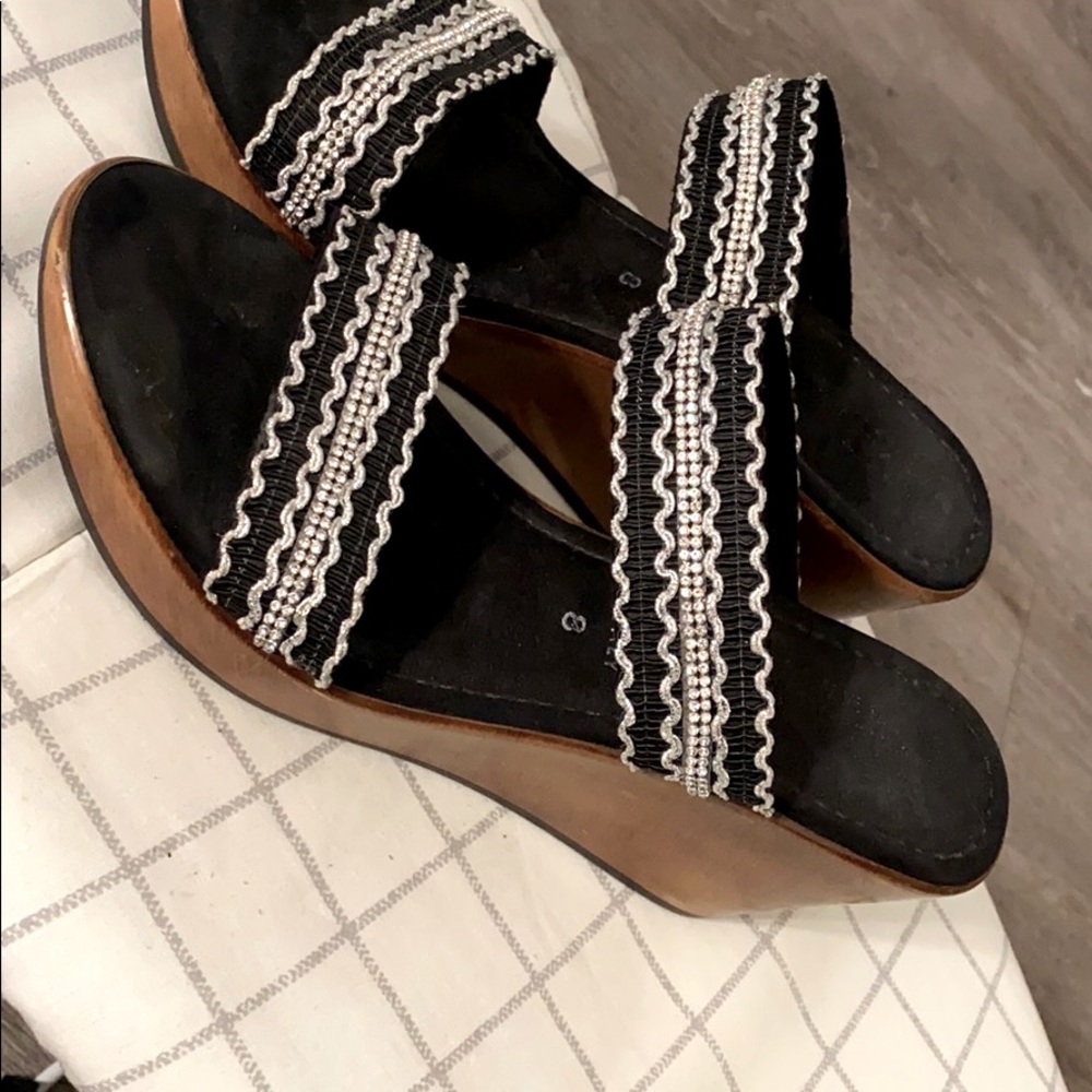 Size 8 woman wedges